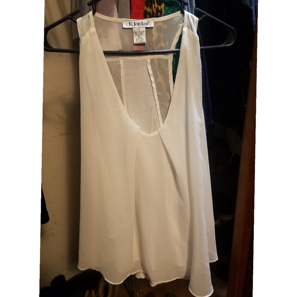 KJordan Flowy Tank Top